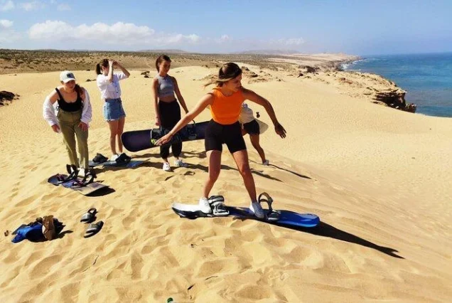 Sandboard au coucher de soleil